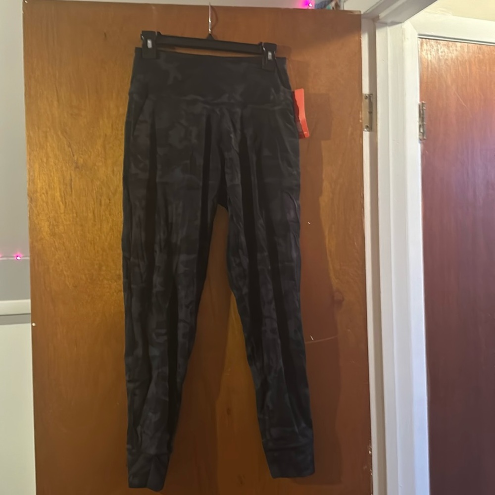 Camo legging joggers